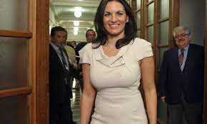 Τι αποκάλυψε για το διαζύγιό της. Olga Kefalogiannh Titloi Teloys Ston Gamo Ths Me Ton Mano Pen8eroydakh Gossip Tv Gr