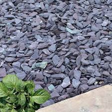 20 40mm Plum Slate Chippings In Bulk Bags For Sale Free Delivery Slate Garden Small Front Gardens Plum Slate