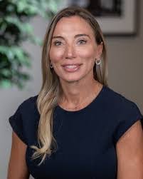 Carey Wunsch's Instagram, Twitter & Facebook