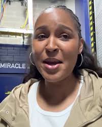No doubt about who Hall of Famer Maya Moore is rooting for today 🏆 UConn  Women's Basketball 📺 : ABC/ESPN/ESPN+