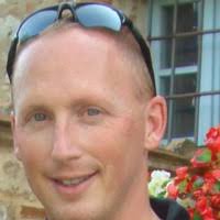 300+ perfiles de «Matott»