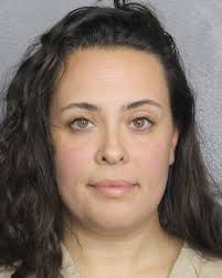 Mckee, Kelly Candace DUI ALCOHOL OR DRUGS 1ST OFFENSE Bail: $500.00 DUI  UBAL>.15 OR ACCOM BY PERS < 18YOA Bail: $500.00 FOLLOWING TOO CLOSELY Bail:  $0.00 FAIL USE DESIG SIGNAL LANE Bail: