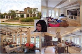 Kylie jenner has a 'boys' room' stocked with issues of playboy in her house. Kylie Jenners Haus Autos Und Tattoos
