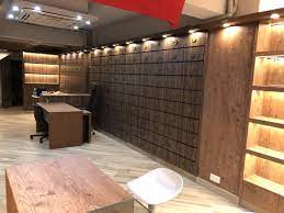 萬興參茸藥材 建立於六十年代 為香港參茸藥材業的鐘樓底柱專營大補湯跌打中醫 home home decor room divider