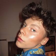 Ella Highsmith Taylor (@ellahighsmith)