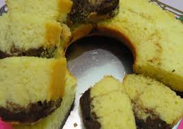 Kue bolu juga dapat dijadikan sebagai kue jenis lain sehingga tidak heran jika kue ini selalu hadir di berbagai acara. Resep Kue Bolu 4 Telur Oleh Diana Az Cookpad