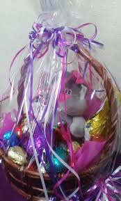 Wellington gift hampers & baskets. Online Flower Delivery Wellington Condolence Funeral Flowers