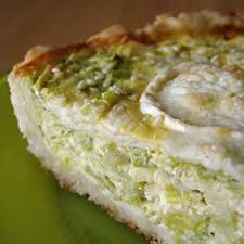 une tarte aux poireaux avec sesame vanille et chevre graine de patate en 2020 tarte aux poireaux recette avec pate brisee poireaux