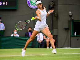 Tennis player profile of emma raducanu. Emma Raducanu Retires From Wimbledon Due To Breathing Difficulties