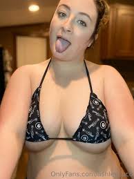 Ashleycoco Onlyfans pictures for online viewing on X-video