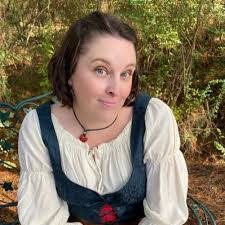 Laura Riedel's Instagram, Twitter & Facebook