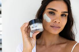 Wholesale Clay Mask Stand Set for your shop