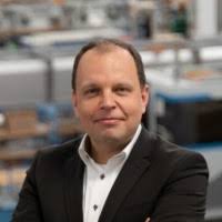 100+ profilů „Otto“