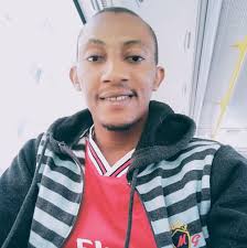 What are the Roles of the Lay Reader in the Anglican Church?