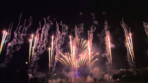 D'importants dispositifs de sécurité seront mobilisés. Paris 2014 Feu D Artifice Tour Eiffel Quatorze Juillet Fireworks 14 July Youtube