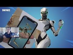 This is how to get the apple iphone bundle skin that is rumored to be coming out soon with a new iphone my socials: How To Get The Iphone Xs Skin In Fortnite Youtube