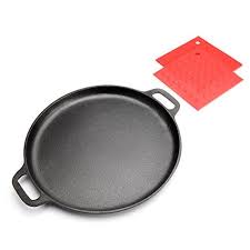 Cast Iron Pizza Pan 14 Inch With 2 Potholders Be Sure To Check Out This Awesome Product This Is An Amazon Af Cast Iron Pizza Pan Pizza Cast Iron Pizza Pan