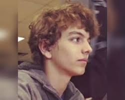 Aaron Boyle's Instagram, Twitter & Facebook