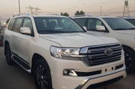 Toyota strives to be a good corporate citizen trusted by all stakeholders and to contribute to the creation of an affluent society through all its. Toyota Land Cruiser Gxr V6 Full Option 2016 Suv Abu Dhabi Uae Toyota Land Cruiser Land Cruiser Full Option