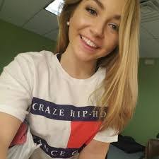 Bethany Elwell's Instagram, Twitter & Facebook