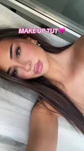 Kontaktlinsen „Coco Gray“ für perfektes Make-up