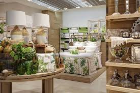New Zara Home Store Milan Interior Visual Merchandising Bed And Table Display Interior Interior Retail Display