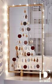 30 Awesome Christmas Wall Decor Ideas Alternative Christmas Alternative Christmas Tree Creative Christmas
