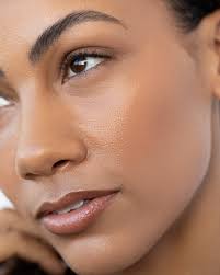 Clean 🧼 Swipe if you want to see my pores 👁️_👁️ 📷👩🏾‍💻👩🏾‍🎨:  @sameetatu // @samalosangeles #beautyshoot #beautymodel #beautyphotography  #beautyphotographer #skingoals #modelingportfolio #testshoot #upclose  #closeupshot #portrait ...