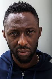 Sébastien Calvet : "Depuis 2002, j'ai vu l'envahissement du marketing  politique et du monstre médiatico-politique"