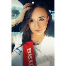 Beth Hicks's Instagram, Twitter & Facebook