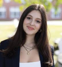 IN THE ART STUDIO AT MISS HALL'S, I PRACTICE MAKING MY IDEAS A REALITY.”