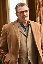 Tom selleck is known for a lot in the film and tv industry, whether it's been for acting or production, and blue bloods on cbs is no different. Tv Line Tom Selleck Says Frank Reagan Is Considering Resignation In Blue Bloods Season 11