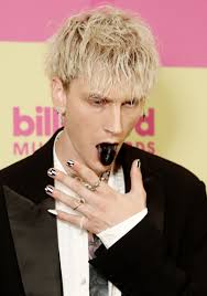 Tickets to my downfall by machine gun kelly has now surpassed 1 billion streams on spotify.pic.twitter.com/fzcqwneimg. 9wl5bdqb6ljr3m