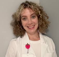 Melissa Dolan's Instagram, Twitter & Facebook