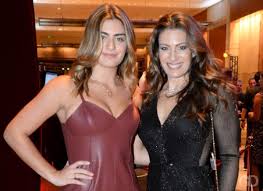 Mãe de sarah elogia espionagem da filha. Filha De Cesar Filho E Elaine Mickely E Disputada Por Emissoras De Tv Gazeta Digital