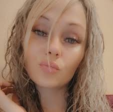 Ashley Marie Morris (@AshleyLivingHerBestLife) • Facebook