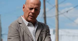 Grateful and thankful": Bruce Willis Won't Even Let Dementia Take Away His  Life's Greatest Gift as He Makes His Final Stand