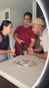 Que fácil es ganarle a mi novia 🤭🤭 #pareja #amor #comedia #humor