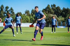 تقدم مهدي طارمي بالهدف الأول لفريق بورتو البرتغالي في شباك يوفنتوس خلال المباراة الجارية بين الفريقين الآن. Ù†Ø®Ø³ØªÛŒÙ† Ø¨Ø§Ø²ÛŒ Ø·Ø§Ø±Ù…ÛŒ Ø¨Ø±Ø§ÛŒ Ù¾ÙˆØ±ØªÙˆ Ø§ÛŒØ±Ù†Ø§