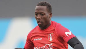 Learn all about the career and achievements of luis advincula at scores24.live! Luis Advincula Acepto La Oferta De Boca Juniors Segun Ole Seleccion Peruana Rayo Vallecano Nczd Deporte Total El Comercio Peru