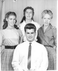 Sb102 Legalizing Decriminalizing Polygamy Memoirs Arranged Marriage Unmarried Women