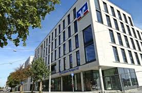 Was könnte die bank ihrer meinung nach besser machen? Volksbank Stuttgart Bankfiliale Verliert An Gewicht Stuttgart Stuttgarter Zeitung