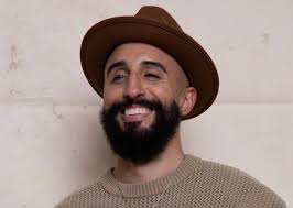 Daysi Calavia-Robertson