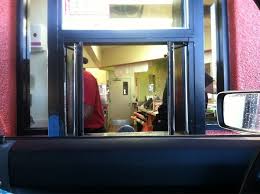 While the voice sounds helpful, it's also stilted and. Del Taco Burofotos Glassdoor