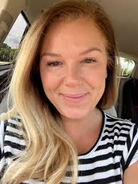 Farm girl cancels live due to stress