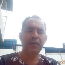 Sos muy viejo para ti.......