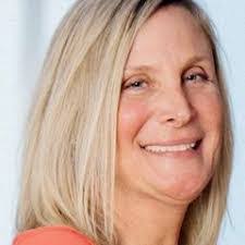 Annette Schafer's Instagram, Twitter & Facebook