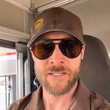 Joe Russell's Instagram, Twitter & Facebook