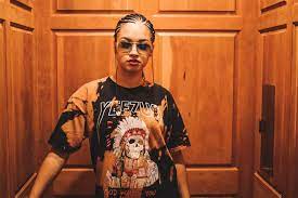 What skills do you need to become a personal shopper? Can You Really Make Money As A Personal Stylist One More Cup Of Coffee