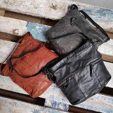 bear design umhangetasche klein damen leder 99 00 umhangetasche leder taschen umhangetasche